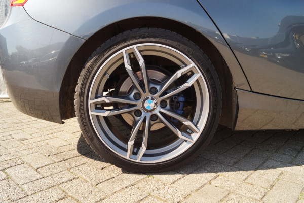 BMW 1-serie 118i 136pk Automaat Edition -STERRENHEMEL-ECC-NAVI-