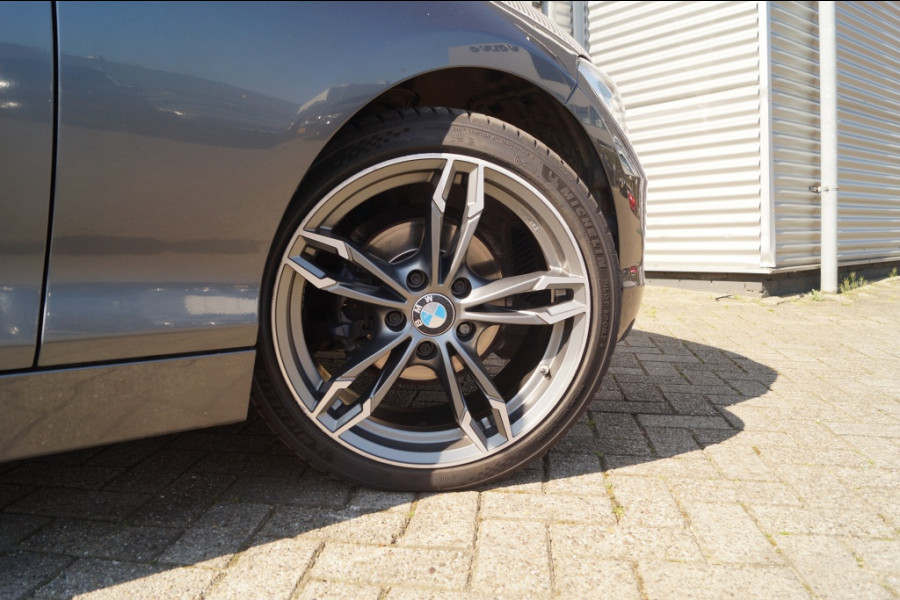 BMW 1-serie 118i 136pk Automaat Edition -STERRENHEMEL-ECC-NAVI-