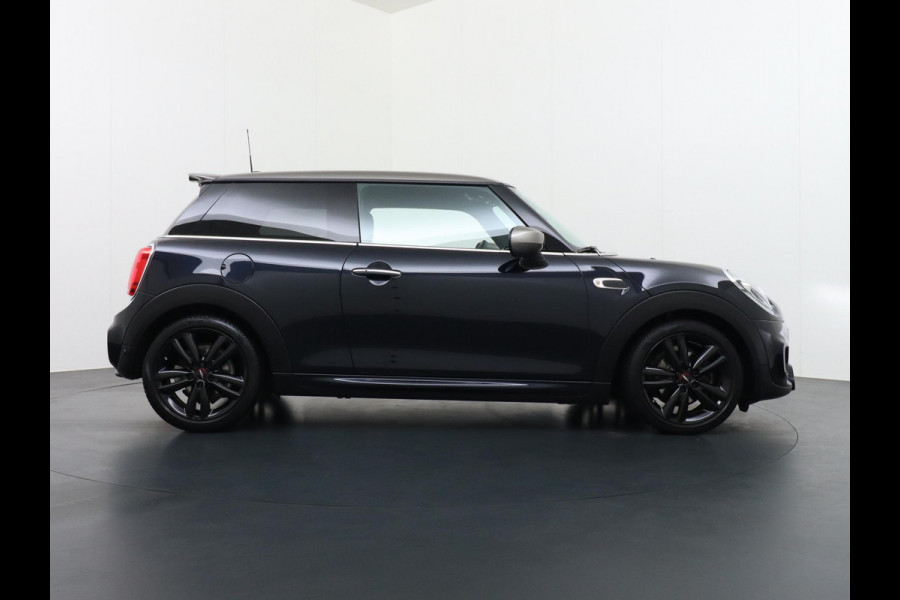 MINI Mini 1.5 Cooper ORIG. NL. NAP KM. | JCW PACK | STOELVERWARMING | RIJKLAAR INCL. 12 MND. BOVAGGARANTIE