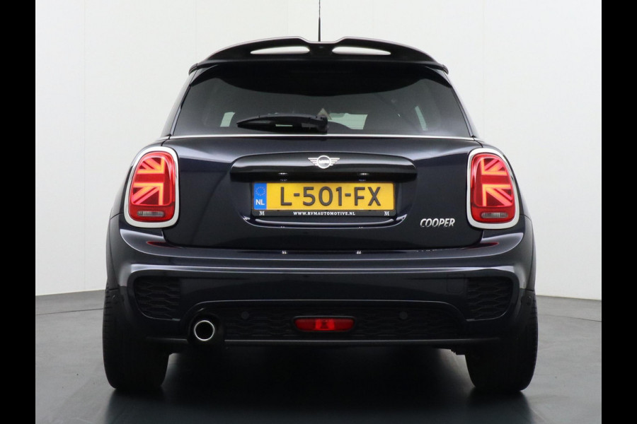 MINI Mini 1.5 Cooper ORIG. NL. NAP KM. | JCW PACK | STOELVERWARMING | RIJKLAAR INCL. 12 MND. BOVAGGARANTIE