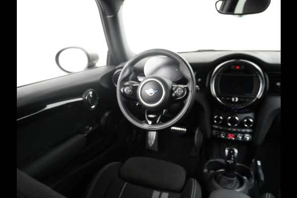 MINI Mini 1.5 Cooper ORIG. NL. NAP KM. | JCW PACK | STOELVERWARMING | RIJKLAAR INCL. 12 MND. BOVAGGARANTIE