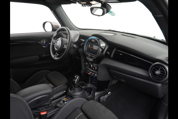 MINI Mini 1.5 Cooper ORIG. NL. NAP KM. | JCW PACK | STOELVERWARMING | RIJKLAAR INCL. 12 MND. BOVAGGARANTIE