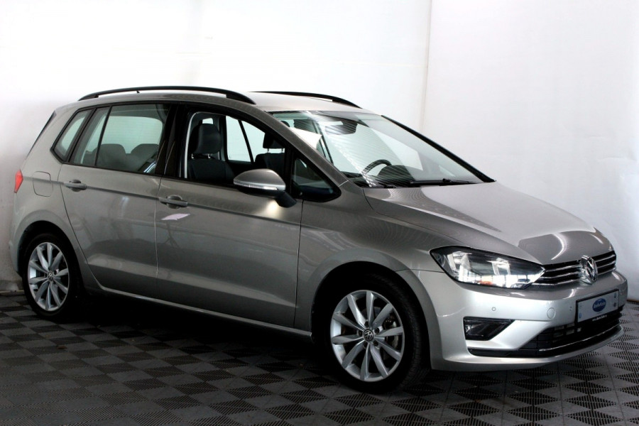 Volkswagen Golf Sportsvan 1.4 TSI DSG Highline 2eEIG NAV PDC STOELVW TREKHAAK '17