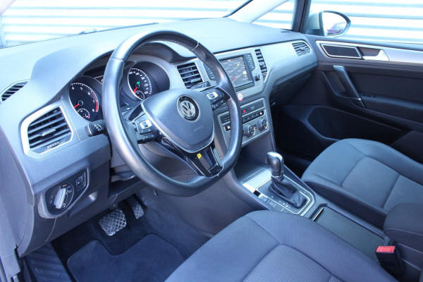 Volkswagen Golf Sportsvan 1.4 TSI DSG Highline 2eEIG NAV PDC STOELVW TREKHAAK '17