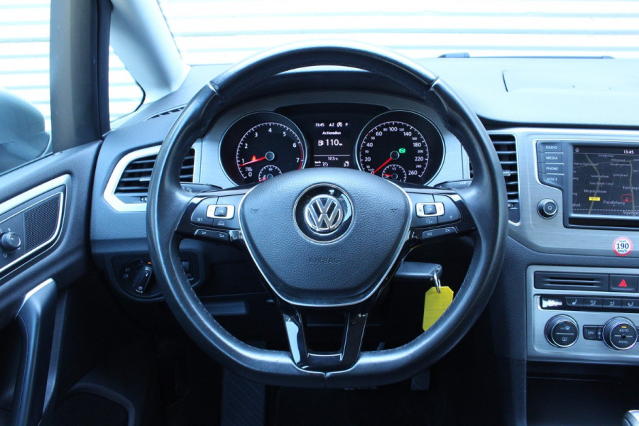 Volkswagen Golf Sportsvan 1.4 TSI DSG Highline 2eEIG NAV PDC STOELVW TREKHAAK '17