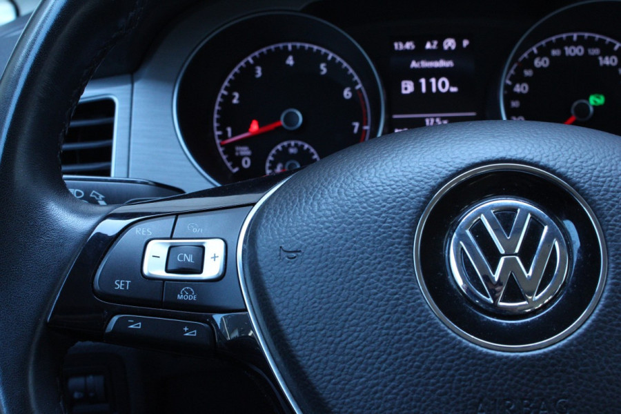 Volkswagen Golf Sportsvan 1.4 TSI DSG Highline 2eEIG NAV PDC STOELVW TREKHAAK '17