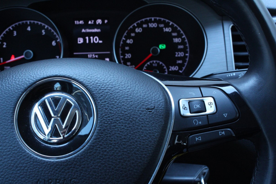 Volkswagen Golf Sportsvan 1.4 TSI DSG Highline 2eEIG NAV PDC STOELVW TREKHAAK '17
