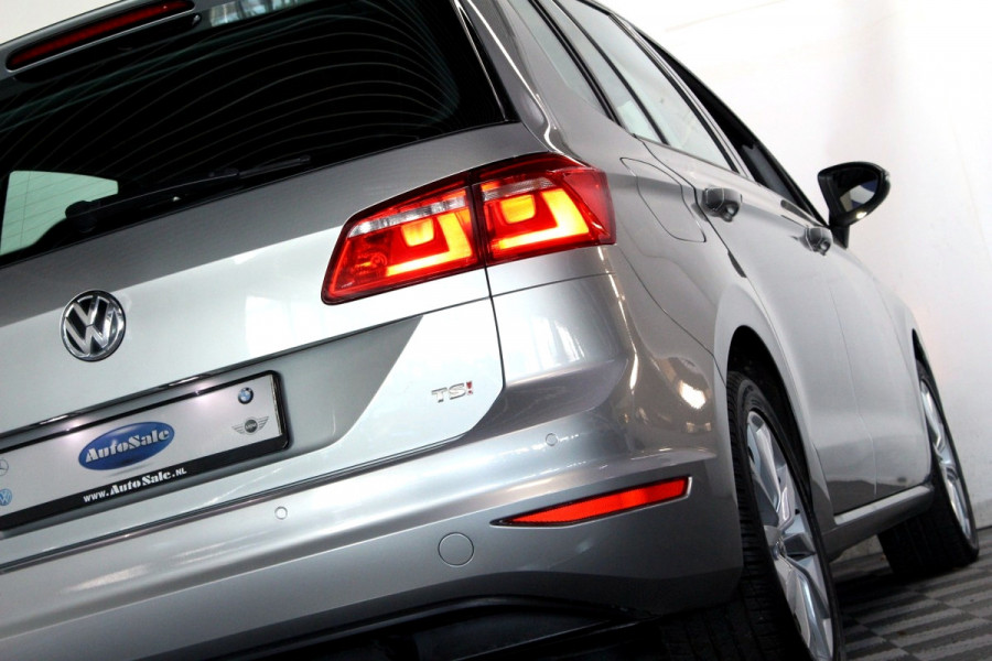 Volkswagen Golf Sportsvan 1.4 TSI DSG Highline 2eEIG NAV PDC STOELVW TREKHAAK '17