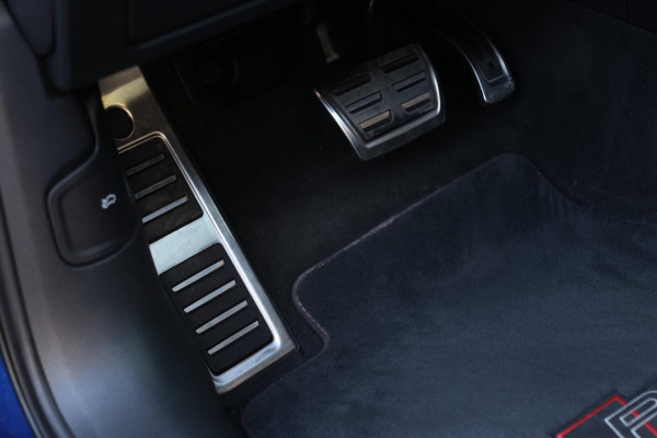 Audi RS6 TFSI Quattro *Keramisch*Pano*360 Camera*Soft-Close*