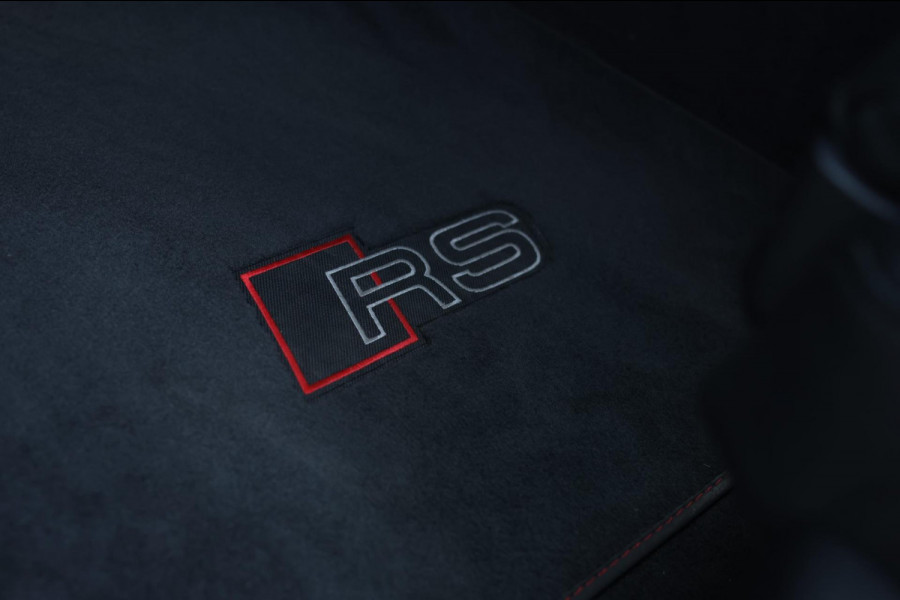 Audi RS6 TFSI Quattro *Keramisch*Pano*360 Camera*Soft-Close*