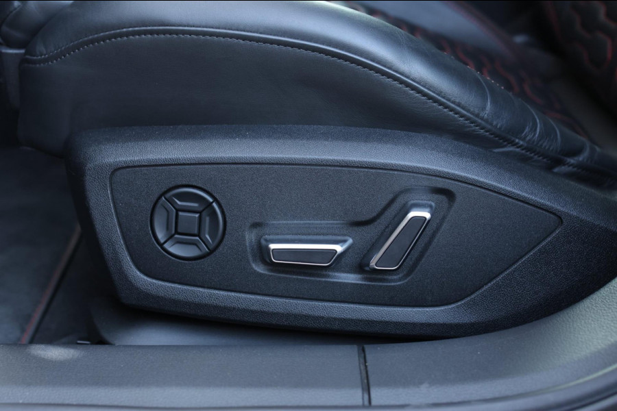 Audi RS6 TFSI Quattro *Keramisch*Pano*360 Camera*Soft-Close*