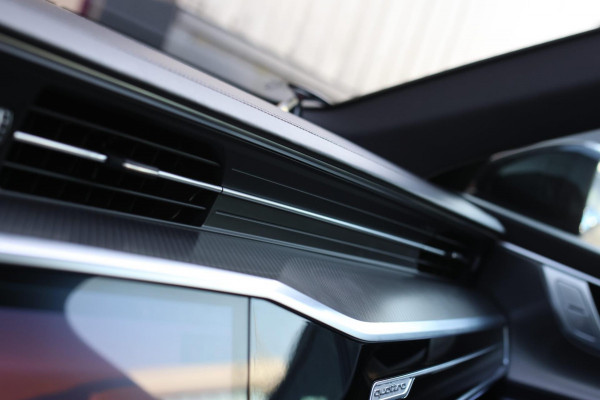Audi RS6 TFSI Quattro *Keramisch*Pano*360 Camera*Soft-Close*