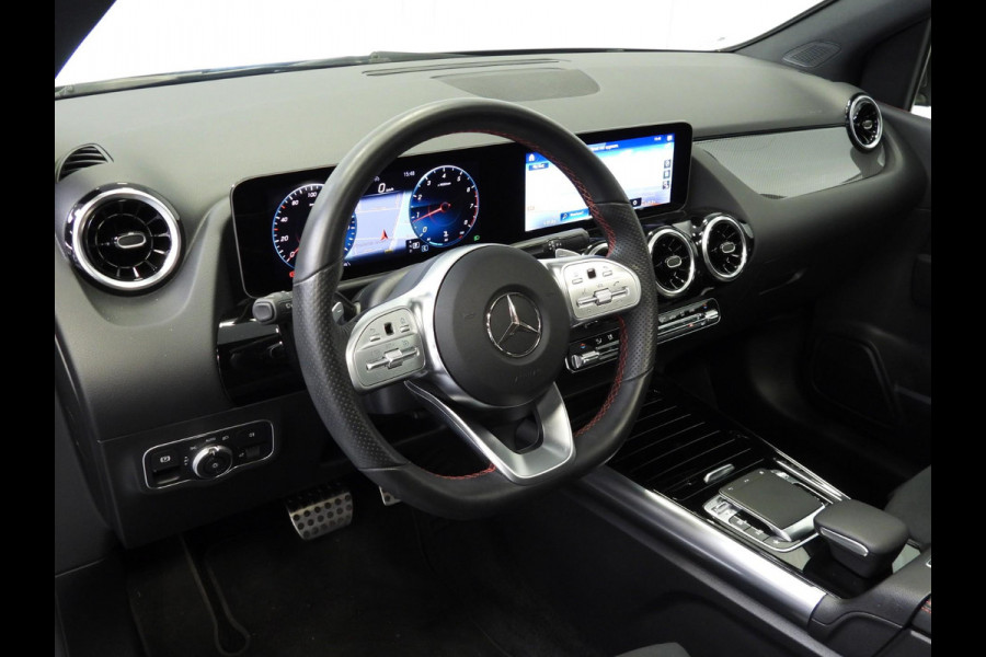 Mercedes-Benz B-Klasse B180 Aut. AMG NAVI/SCHUIFDAK/LED/TREKHAAK/18"LMV!