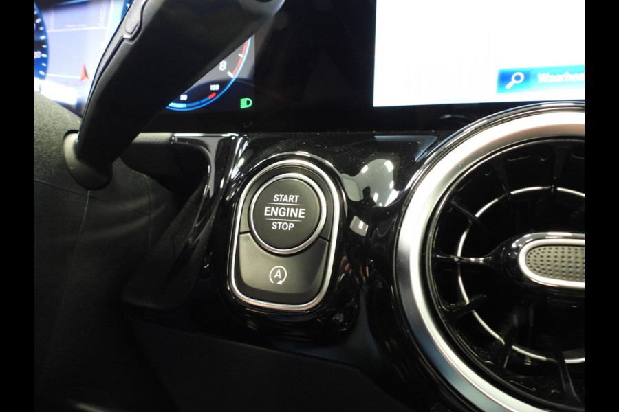 Mercedes-Benz B-Klasse B180 Aut. AMG NAVI/SCHUIFDAK/LED/TREKHAAK/18"LMV!