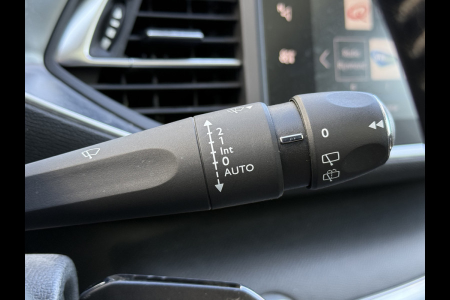 Peugeot 308 SW BWJ 2020 | 1.2 PT 131PK Premium | TREKHAAK | NAVI | CRUISE | PANO DAK | CAMERA A | CARPLAY |
