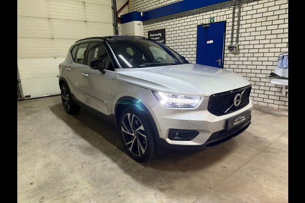 Volvo XC40 2.0 T4 R-Design
