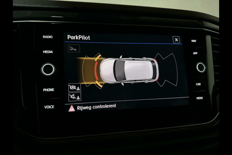 Volkswagen T-Roc 1.5 TSI Sport R-Line Pano CarPlay ACC NAP