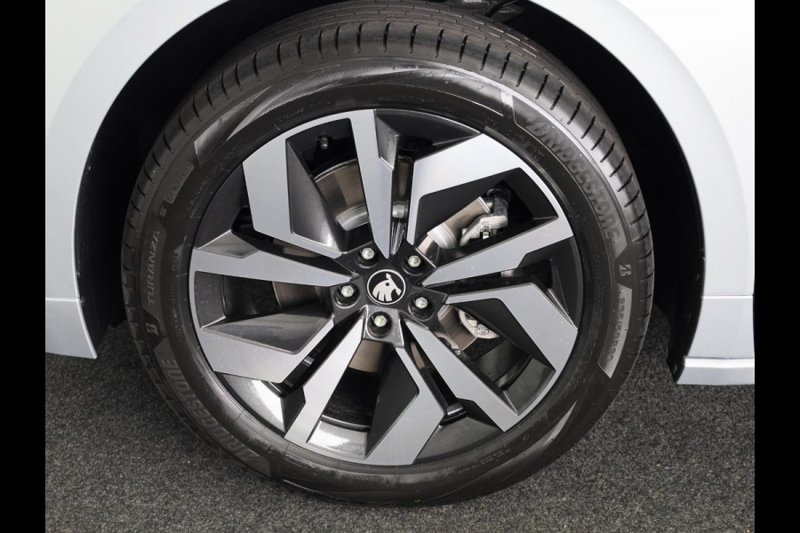 Škoda Enyaq Coupé 60 Sportline 204 pk | 63 kWh | Blind Spot | Panoramadak |