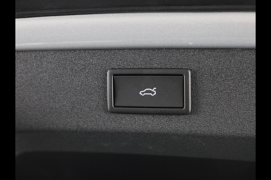 Škoda Enyaq Coupé 60 Sportline 204 pk | 63 kWh | Blind Spot | Panoramadak |