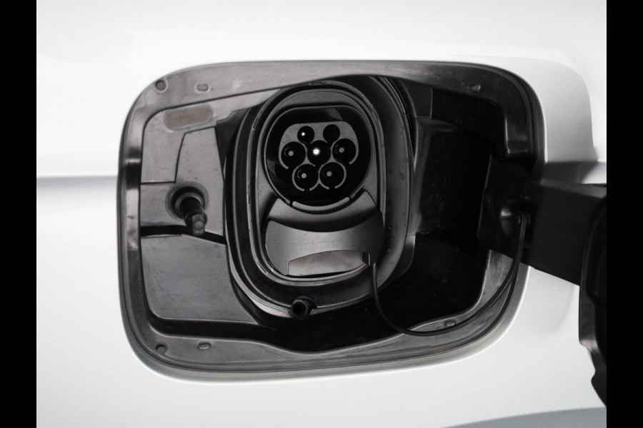 Škoda Enyaq Coupé 60 Sportline 204 pk | 63 kWh | Blind Spot | Panoramadak |