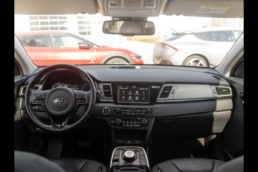 Kia e-Niro ExecutiveLine 64 kWh | Stoel en Stuur verwarming | Stoel ventilatie | Navigatie |