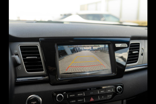 Kia e-Niro ExecutiveLine 64 kWh | Stoel en Stuur verwarming | Stoel ventilatie | Navigatie |