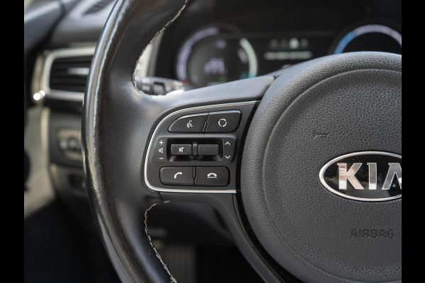 Kia e-Niro ExecutiveLine 64 kWh | Stoel en Stuur verwarming | Stoel ventilatie | Navigatie |