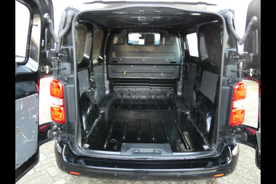 Peugeot Expert 2.0 BlueHDI 120 PK Standard Premium | 120 PK | NAVIGATIE | SIDE BARS | AIRCO | PARKEERSENSOREN | BLUETOOTH