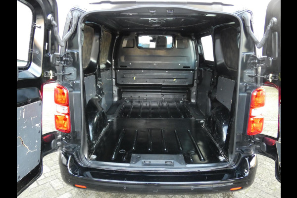 Peugeot Expert 2.0 BlueHDI 120 PK Standard Premium | 120 PK | NAVIGATIE | SIDE BARS | AIRCO | PARKEERSENSOREN | BLUETOOTH