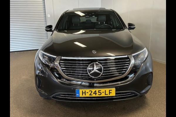 Mercedes-Benz EQC 400 4 Matic Premium Plus 80 kWh-SCHUIFDAK-HEAD UP-MEMORY-TREKHAAK-COMPLEET
