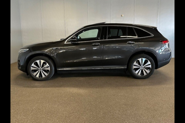 Mercedes-Benz EQC 400 4 Matic Premium Plus 80 kWh-SCHUIFDAK-HEAD UP-MEMORY-TREKHAAK-COMPLEET