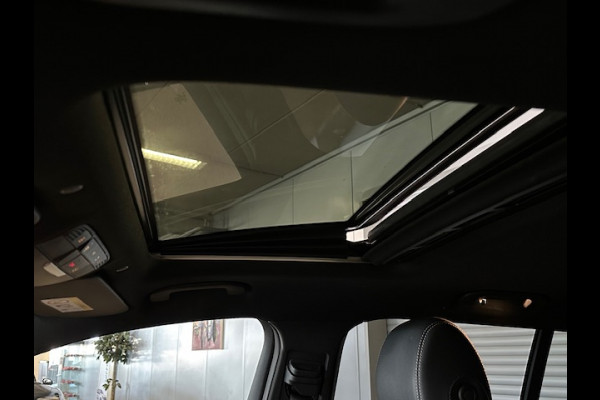 Mercedes-Benz EQC 400 4 Matic Premium Plus 80 kWh-SCHUIFDAK-HEAD UP-MEMORY-TREKHAAK-COMPLEET