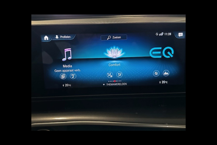 Mercedes-Benz EQC 400 4 Matic Premium Plus 80 kWh-SCHUIFDAK-HEAD UP-MEMORY-TREKHAAK-COMPLEET