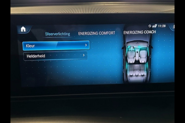Mercedes-Benz EQC 400 4 Matic Premium Plus 80 kWh-SCHUIFDAK-HEAD UP-MEMORY-TREKHAAK-COMPLEET