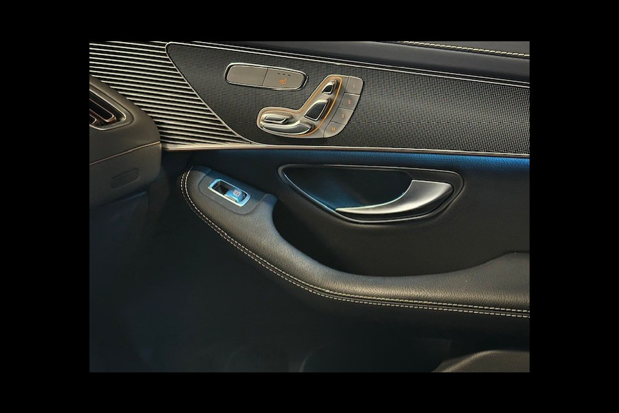 Mercedes-Benz EQC 400 4 Matic Premium Plus 80 kWh-SCHUIFDAK-HEAD UP-MEMORY-TREKHAAK-COMPLEET