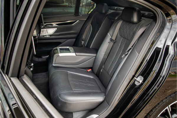 BMW 7 Serie 750i xDrive High Executive ** Rear Seat Entertainment ** massage stoelen **