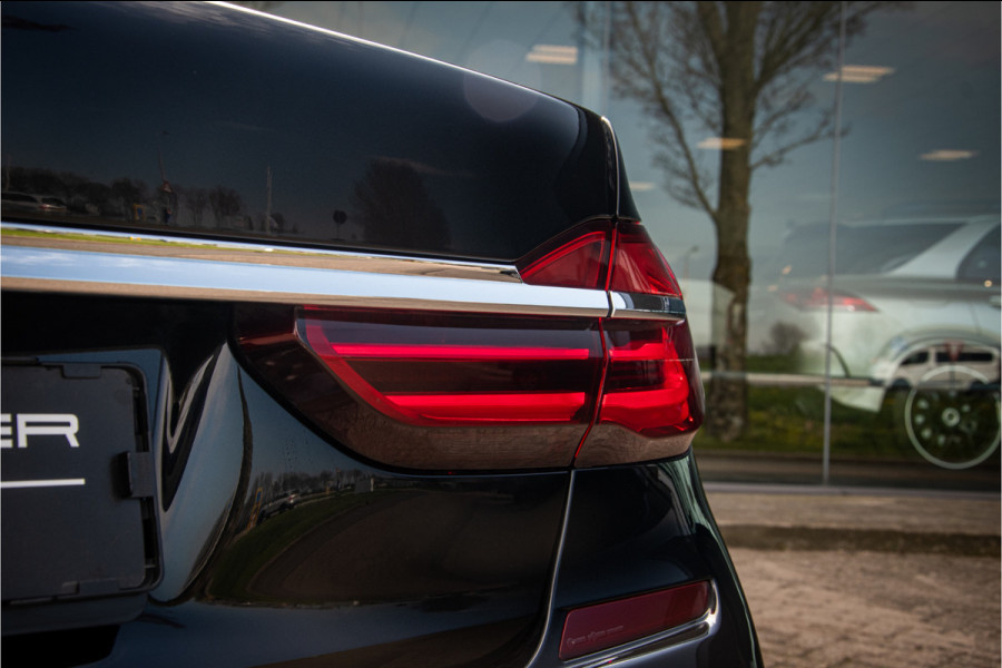 BMW 7 Serie 750i xDrive High Executive ** Rear Seat Entertainment ** massage stoelen **