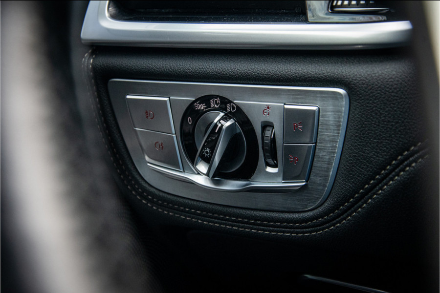 BMW 7 Serie 750i xDrive High Executive ** Rear Seat Entertainment ** massage stoelen **