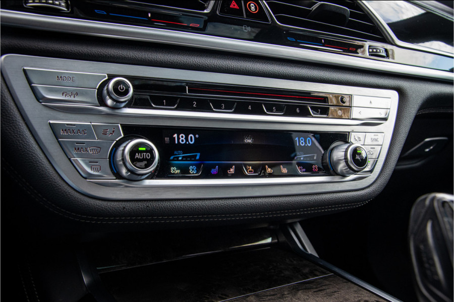 BMW 7 Serie 750i xDrive High Executive ** Rear Seat Entertainment ** massage stoelen **