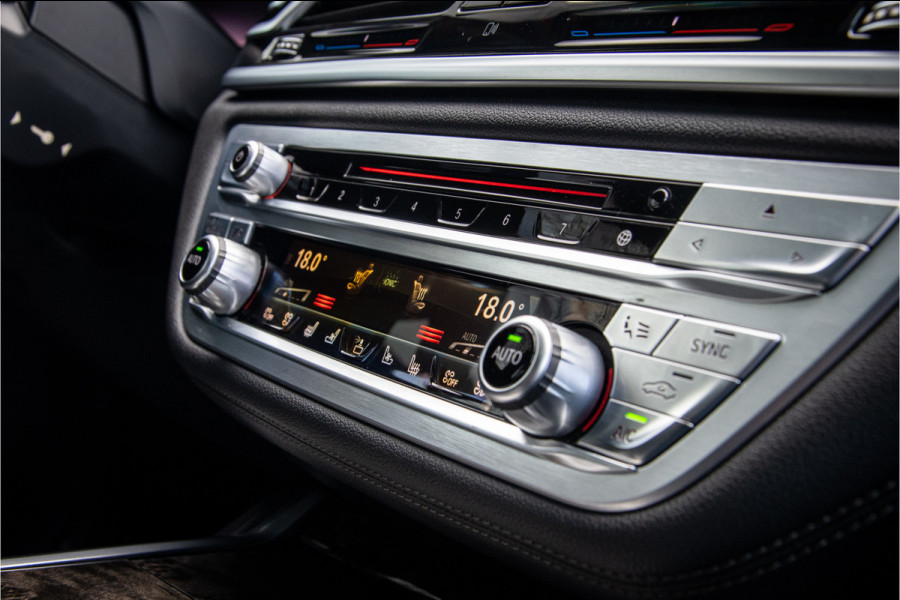 BMW 7 Serie 750i xDrive High Executive ** Rear Seat Entertainment ** massage stoelen **