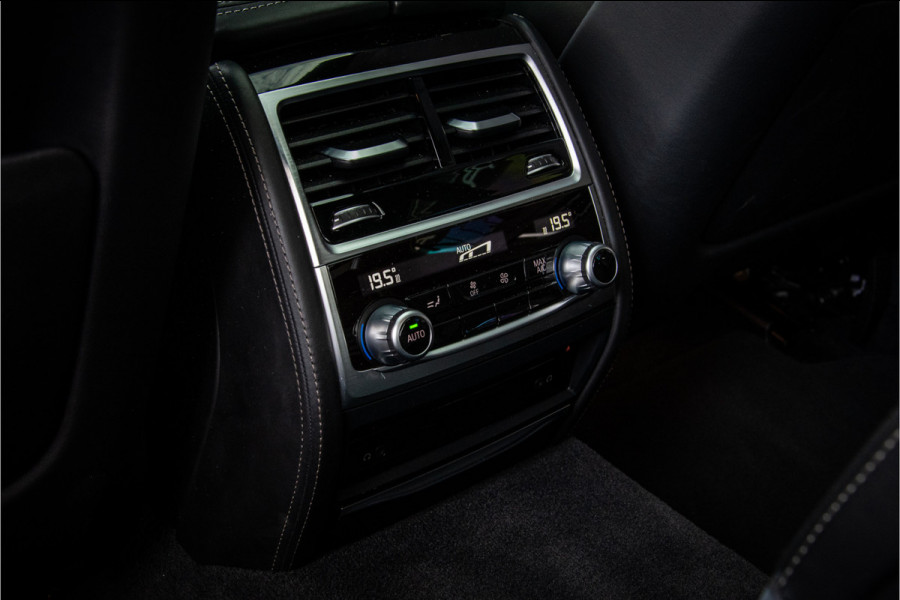 BMW 7 Serie 750i xDrive High Executive ** Rear Seat Entertainment ** massage stoelen **