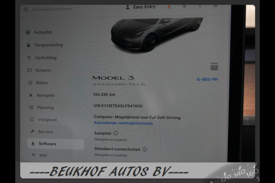 Tesla Model 3 Standard RWD Plus 60 kWh Trekhaak Pano Nav Cam