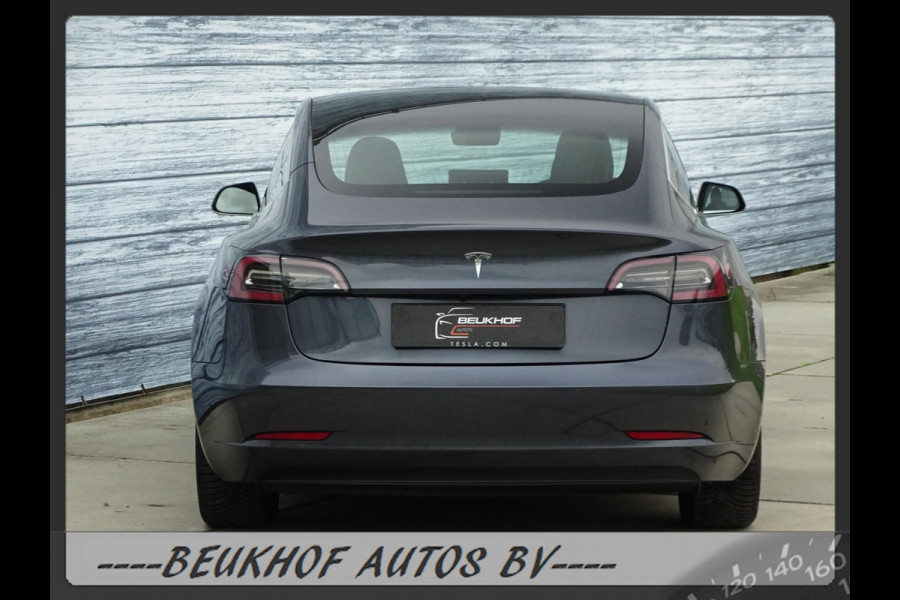Tesla Model 3 Standard RWD Plus 60 kWh Trekhaak Pano Nav Cam