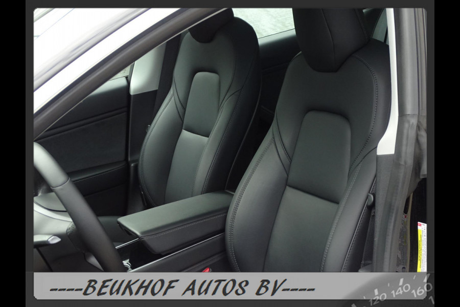 Tesla Model 3 Standard RWD Plus 60 kWh Trekhaak Pano Nav Cam