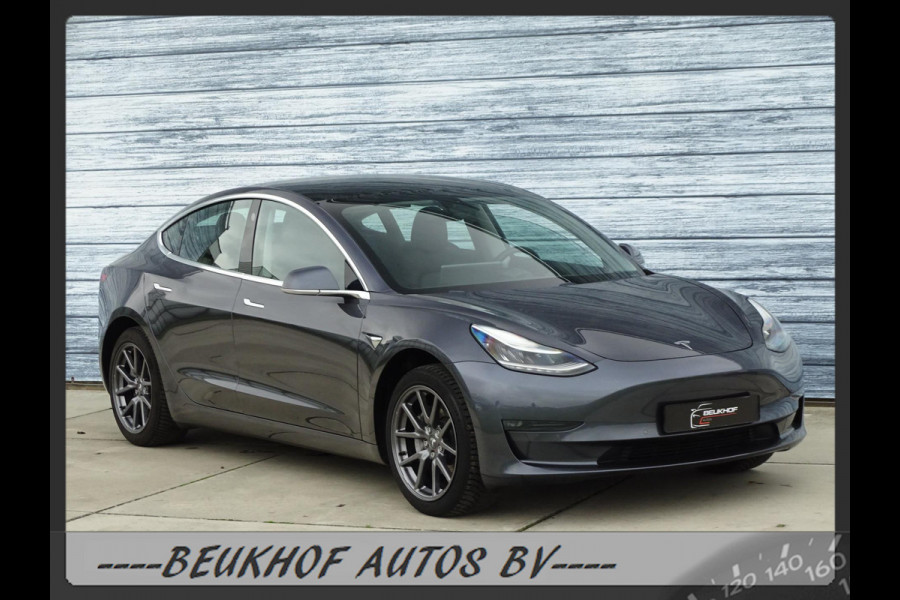 Tesla Model 3 Standard RWD Plus 60 kWh Trekhaak Pano Nav Cam