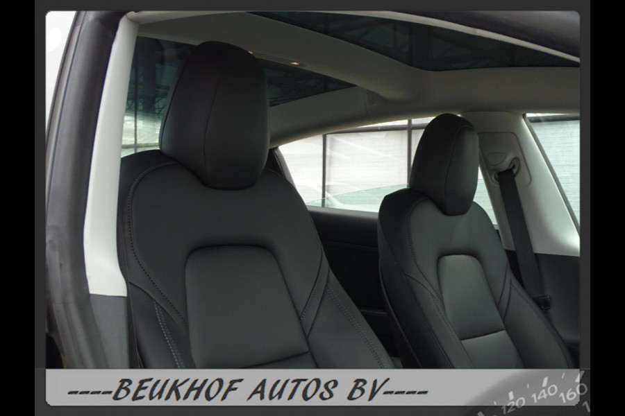 Tesla Model 3 Standard RWD Plus 60 kWh Trekhaak Pano Nav Cam