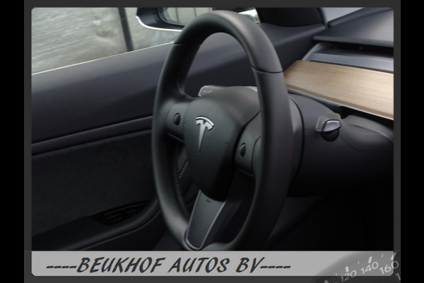 Tesla Model 3 Standard RWD Plus 60 kWh Trekhaak Pano Nav Cam