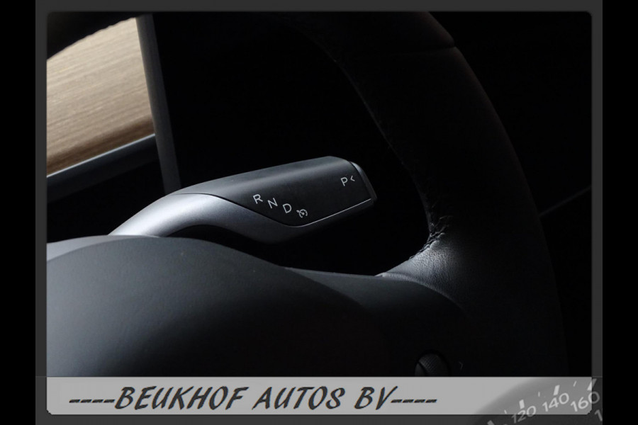 Tesla Model 3 Standard RWD Plus 60 kWh Trekhaak Pano Nav Cam