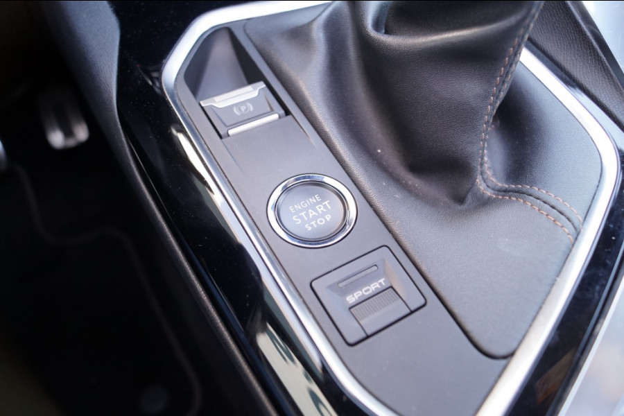 Peugeot 5008 1.2 PureTech 130pk GT-Line 7-persoons -NAVI-ECC-