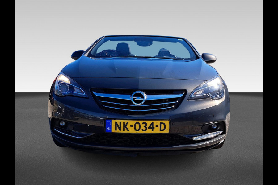 Opel Cascada 1.4 Turbo ecoFLEX Innovation | leder | navigatie | stoel- stuurverwarming | achteruitrijcamera | trekhaak